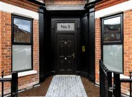 No 5 by Warren Collection