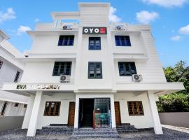 Hotel O EVA RESIDENCY，位于卡卡纳德的酒店