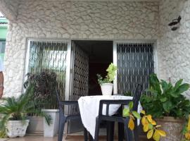 Casa Bromélia，位于Ricardo de Albuquerque的酒店