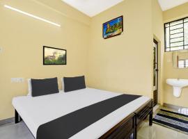 Hotel 83052 O Souparnika Residency，位于Pathanāmthitta的酒店