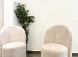 3bedroom maisonette Banana, Ikoyi，位于Ikoyi的酒店