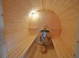 Trooz Villa with Pool & Sauna, cleaning included，位于Trooz的酒店