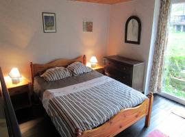 Cottage Near Orval Abbey, cleaning included，位于Villers-devant-Orval的酒店