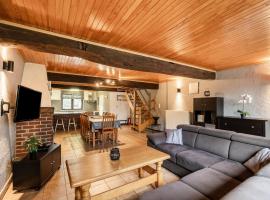 Peaceful Farmhouse, Lessive, cleaning included，位于Lessive的酒店