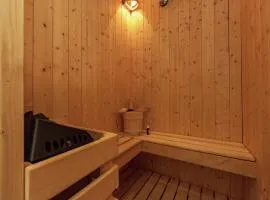 Bungalow with Spa in Wirtzfeld, cleaning included