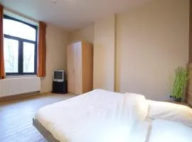 Spacious Durbuy group stay, cleaning included