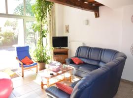 Nature Escape in Martelange, cleaning included，位于Radelange的酒店