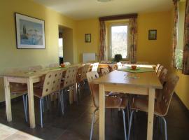Home in Vielsalm with Sauna, cleaning included，位于Petit-Thier的酒店