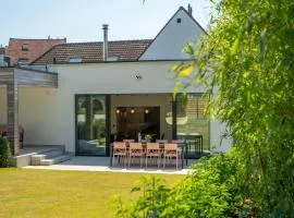 Villa in Kortrijk with Heated Pool, cleaning included