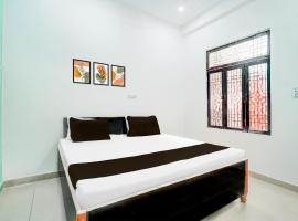 SPOT ON Hotel Vardaan，位于Naini的酒店