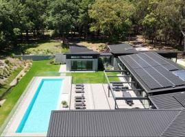 Launa Killcare Heights，位于克里卡尔的酒店