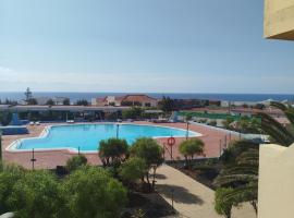 Appartement vue mer et soleil toute l année，位于科斯塔德安提瓜的酒店