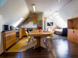 Robinson szigete，位于巴拉顿菲赖德的酒店