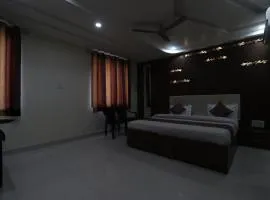 TRPOTELS Geeta Colony