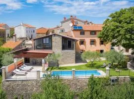 Villa Zamask by Villas Holiday