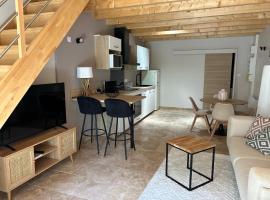 Le Loft By Repaire de Maltus，位于Lussac的酒店