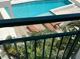 Beachwalk Studios at Grace Bay Beach，位于普罗维登西亚莱斯岛的酒店