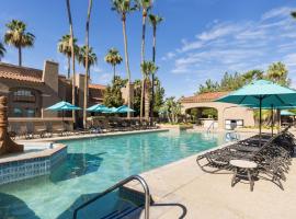 Scottsdale Plaza Resort，位于斯科茨的酒店