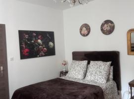Chez Nelly Parenthese enchantee en campagne Toulousaine，位于Bessières的酒店