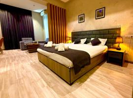 New York Palace Tashkent，位于Yakkasaray的酒店