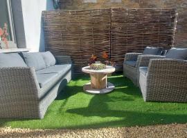 Le Pou'Dingue，位于Modave的酒店