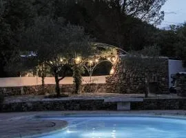 Beautiful duplex apartment in a farmhouse in Provence Verte VAR