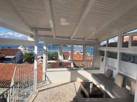 Apartmani Adi Tkon，位于特孔的酒店