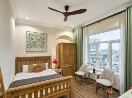 The Passion Lux Airport Hotel Apartment