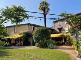 Le Rocher，位于Barbazan的酒店