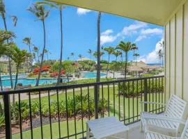 Simple but Idyllic Oceanfront Resort w King Bed