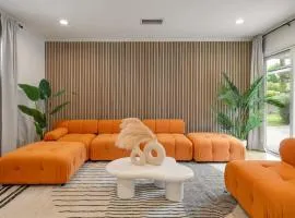 Trendy Getaway - Hot Tub - Putt Putt - Games