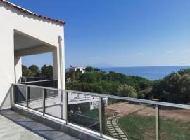 Platan Paradise，位于马罗尼亚的酒店