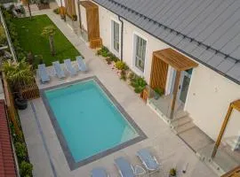 Dripper Urban Retreat