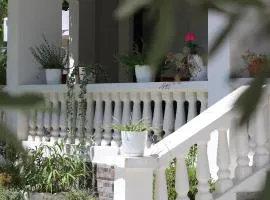 Megan's Villa