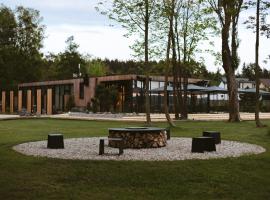 LAF boutique resort，位于哈日科维的度假村