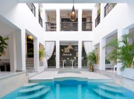 Riad Al Rimal & Spa，位于马拉喀什的浪漫度假酒店