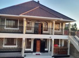 Happy fully furnished apartment，位于Kitengela 的民宿