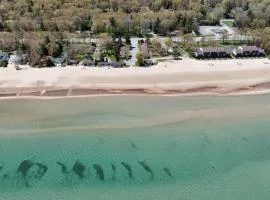New! Surfside 13 - Cute Lakefront Condo!