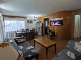 YHN Four-room apartment with parking space