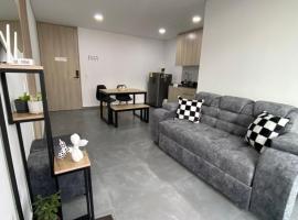 Hermoso y cómodo apartamento，位于萨瓦内塔的酒店