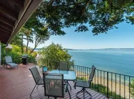 Perch - Breezy Point Hideout
