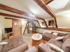 Spacious Retreat with Garden, cleaning included