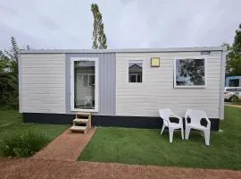 Tiny house 6A - voor Expats Ondernemers Particulieren min 7 Nachten