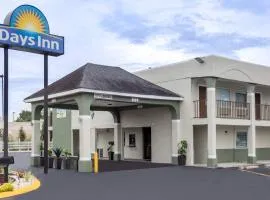 鹅溪戴斯酒店