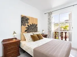 Two modern and bright apartments near el Duque beach