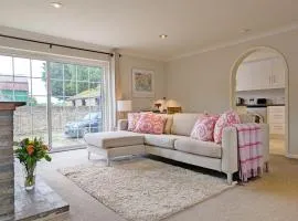 Stable Cottage - Pulborough