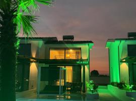 Villa Roza，位于卡利塞亚-豪客迪克斯的酒店