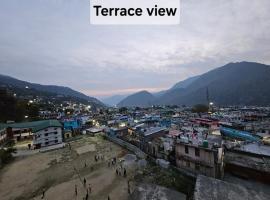 Chauhan Annexe，位于Barkot的酒店
