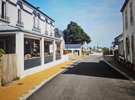 萨布勒布朗克酒店，位于杜瓦讷内的酒店