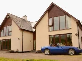 Torcastle House